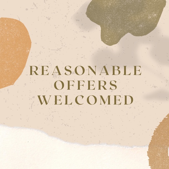 Meet your Posher, Kris 🖤 - Picture 4 of 5